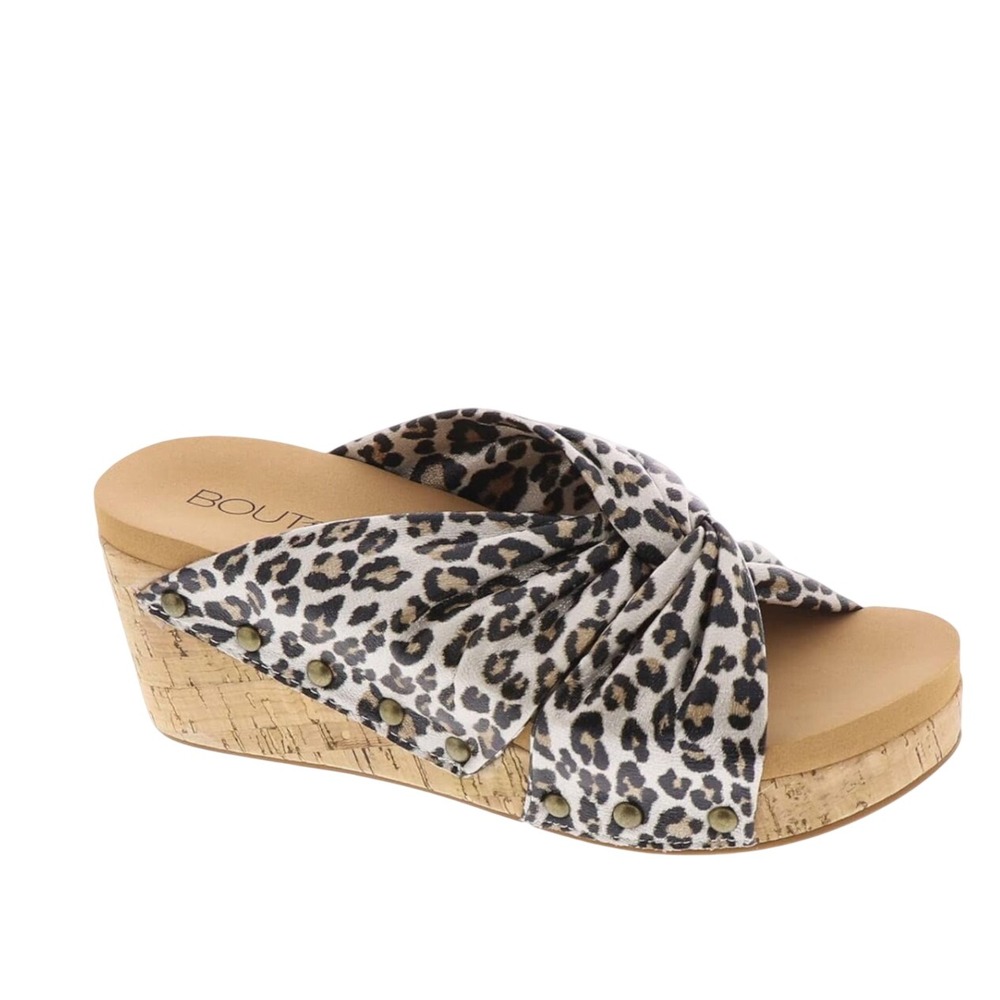 Boutique by Corkys Leopard Print Twist Knot Cork Wedge Sandals Slides Size 7